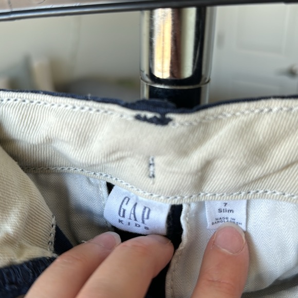 Gap Navy Shorts - Picture 4 of 5